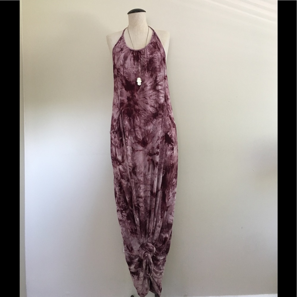 Women’s tie dye t strap maxi dress with pockets